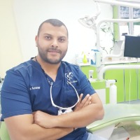 دكتور عمار العمران الأسنان